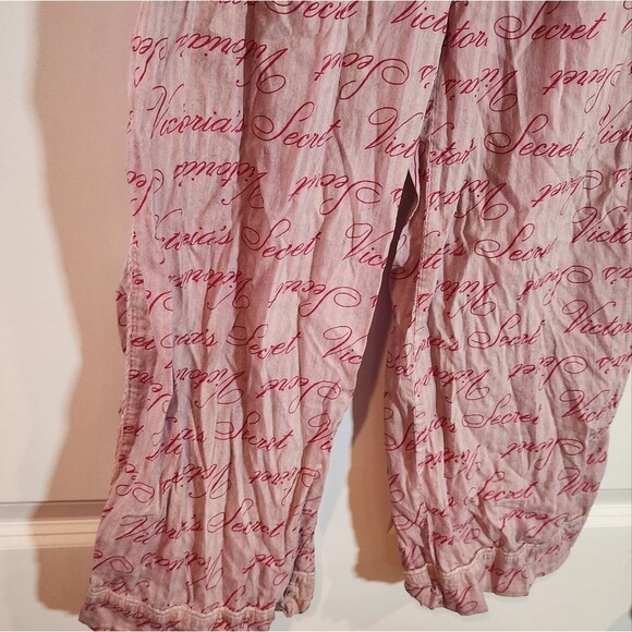 Victoria's Secret Pink Drawstring Pajama Pants has some discoloration/wa… - Picture 3 of 4
